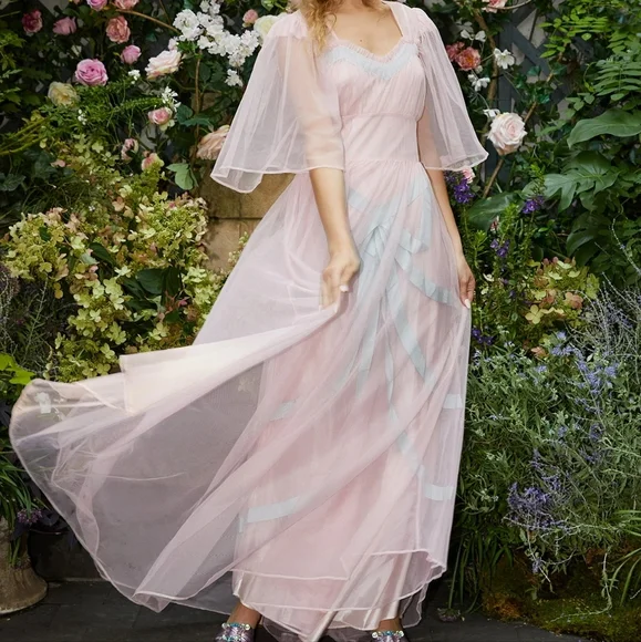 LoveShackFancy Hensley Gown - Picture 4 of 9